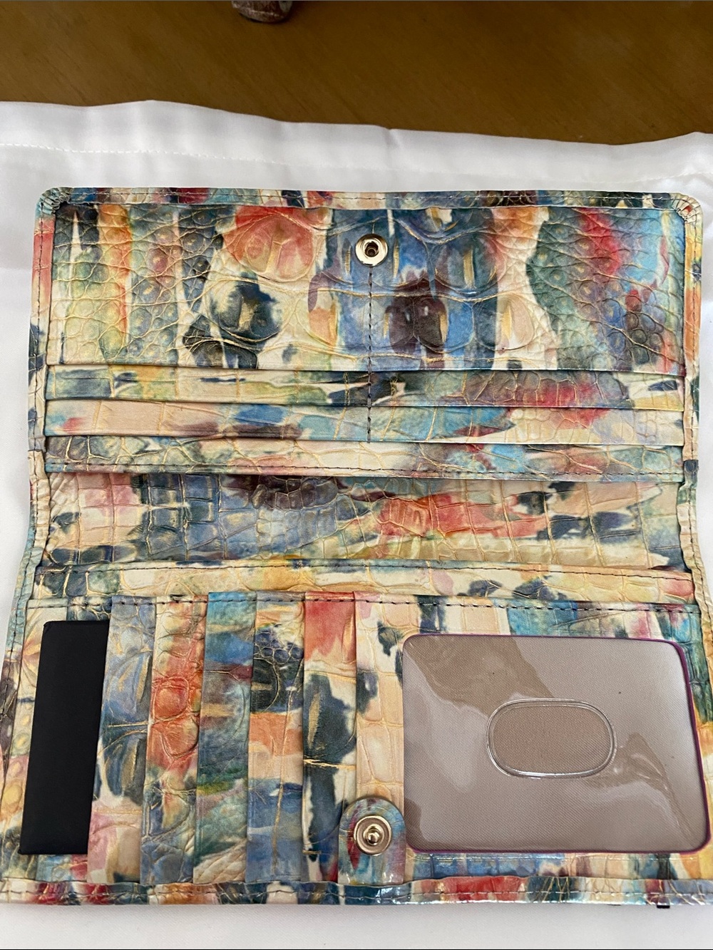 Brahmin NWOT— Multicolor, maybe Super bloom color way - Picture 3 of 3